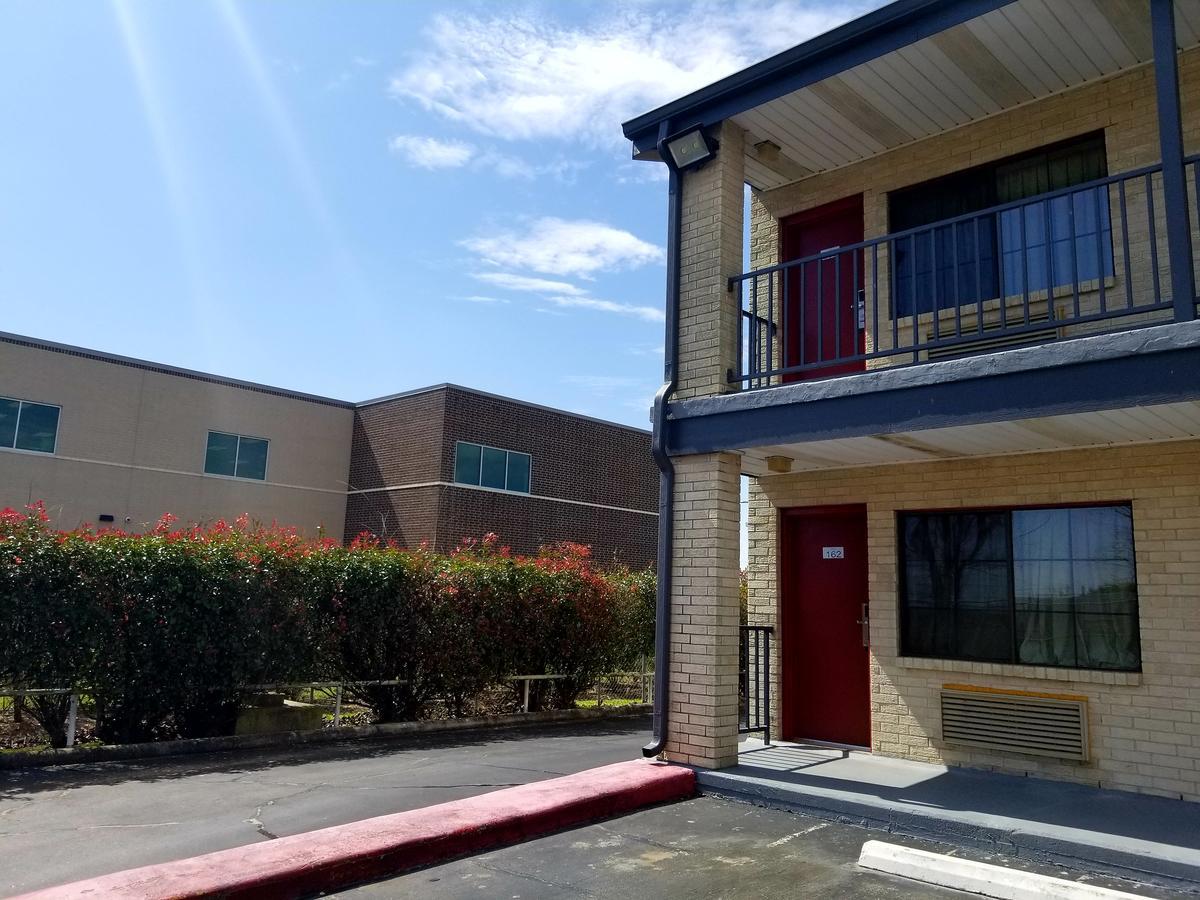 Executive Inn باسادينا المظهر الخارجي الصورة
